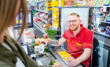 Gegen Kinderarmut: Ab Februar bei Netto für die Peter Maffay Stiftung spenden