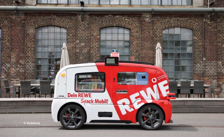Rewe und Vodafone testen autonomen mobilen Kiosk